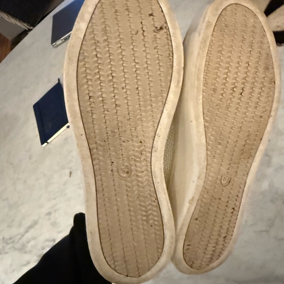 Rothy’s the court sneaker sand dune - Picture 4 of 4